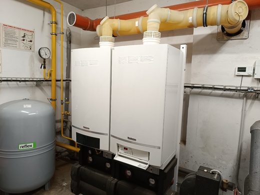 Technické služby_Čelákovského 1457.jpg